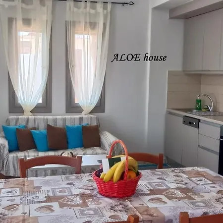 פלטאנס Arokaria Holiday Houses מראה חיצוני תמונה