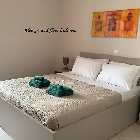 פלטאנס Arokaria Holiday Houses מראה חיצוני תמונה